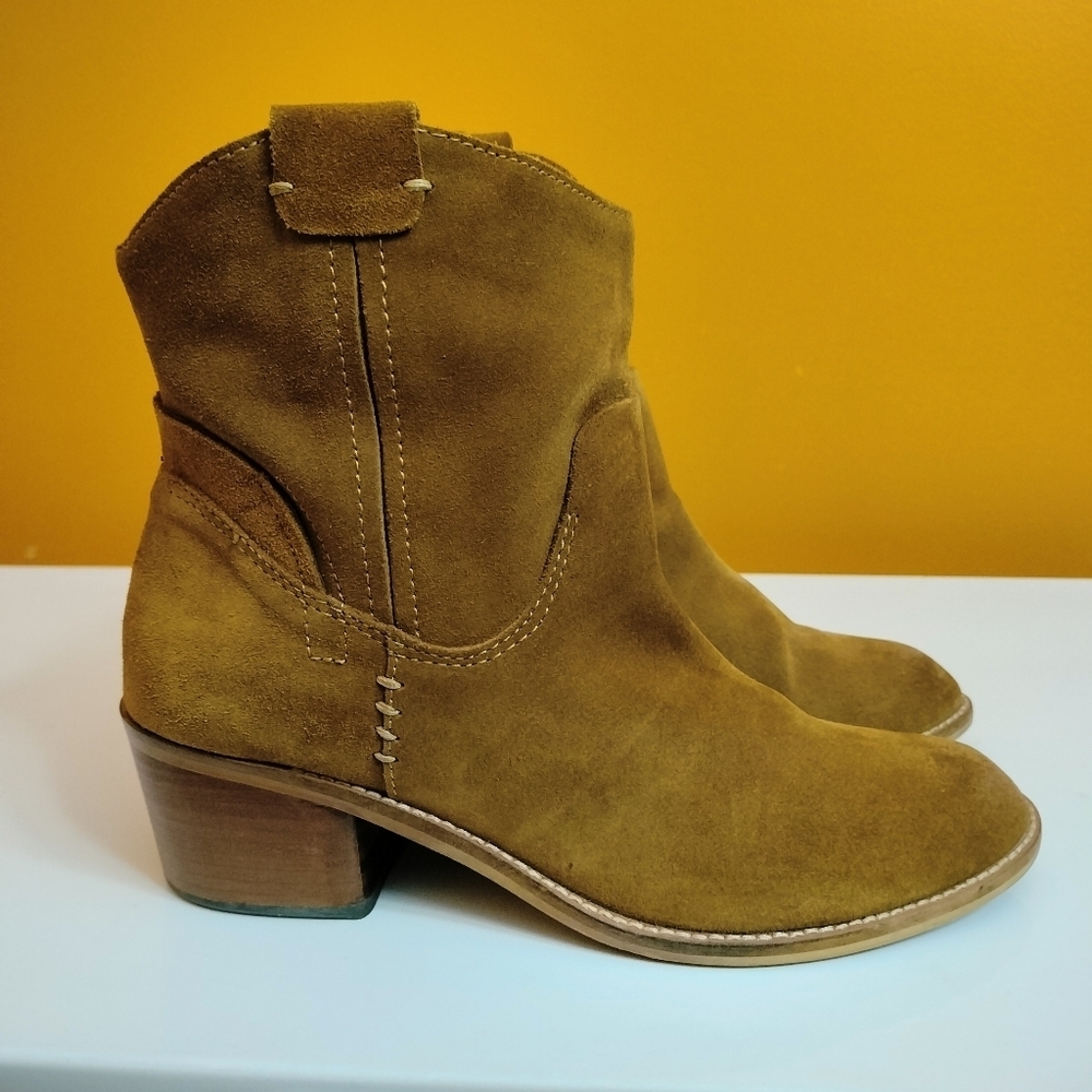 Dolce Vita Grayden Boot  Saddle Suede - Picture 4 of 11